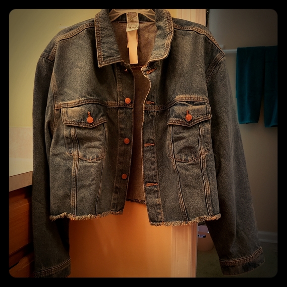 PINK Victoria's Secret Jackets & Blazers - VS PINK Raw Hem Cropped Jean Jacket